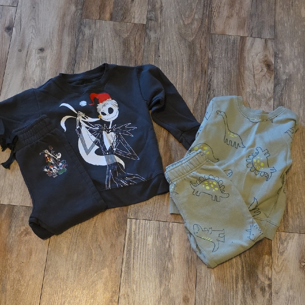 Bundle Of 2 Matching Sweat Sets